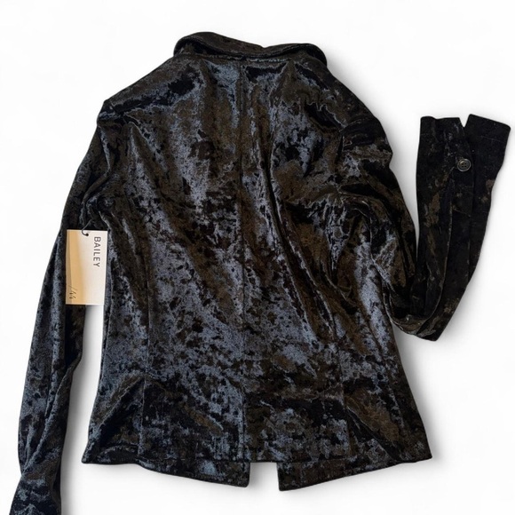 Bailey 44 Black Velvet Blazer Jacket NWT Small - Picture 7 of 7